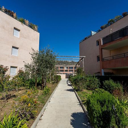 Apartment Le Jardin Du Loderi-1 By Interhome Bormes-les-Mimosas Exteriér fotografie